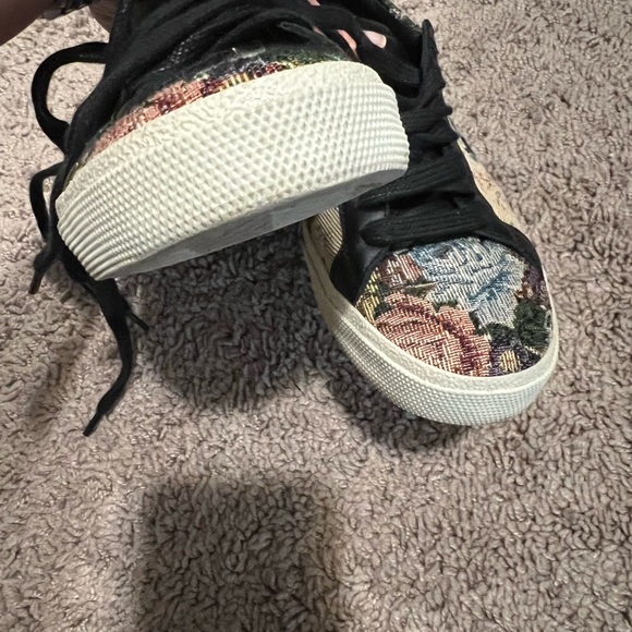 Saint Laurent tapestry flower sneakers - Picture 2 of 7